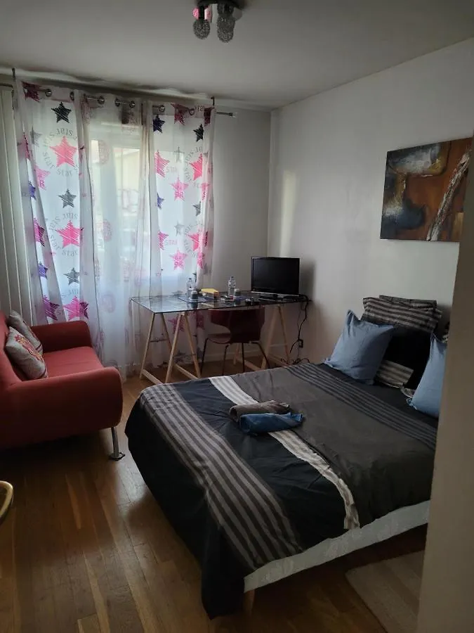Appartement Privee Lyon 3 Apartman